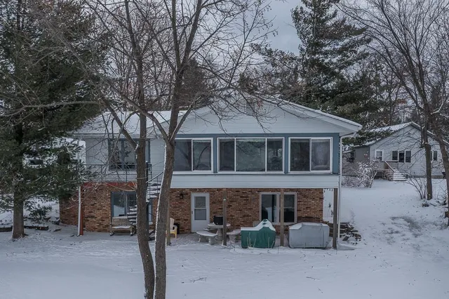 $795,000 | 21321 Trailside Lane, Merrifield, MN 56465