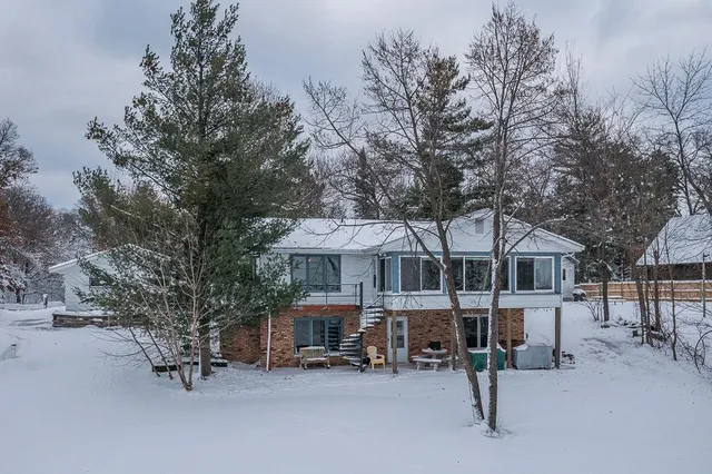 $795,000 | 21321 Trailside Lane, Merrifield, MN 56465