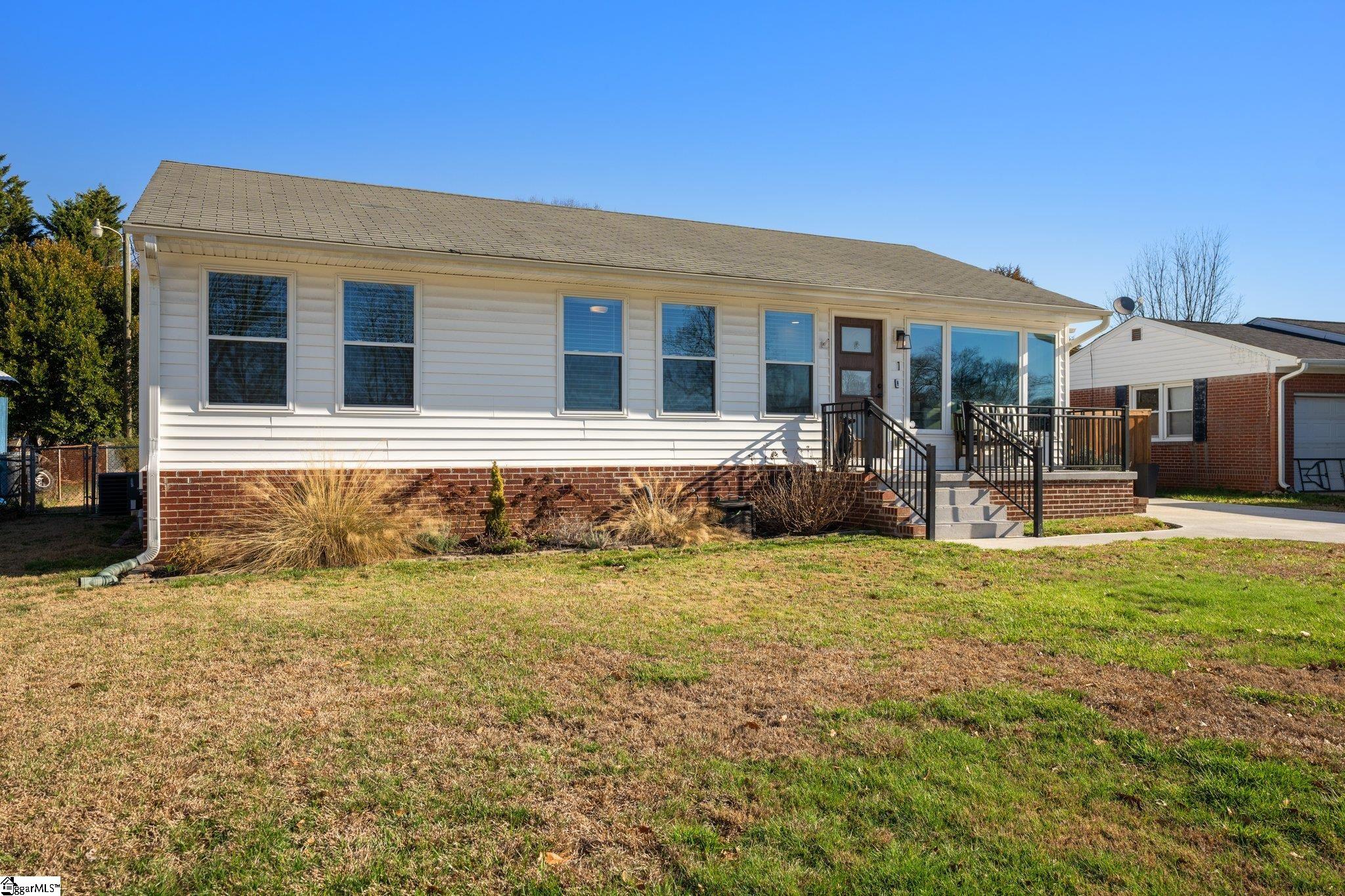 1 Farmington Road Greenville, SC 29605 - Photo 3 of 29
