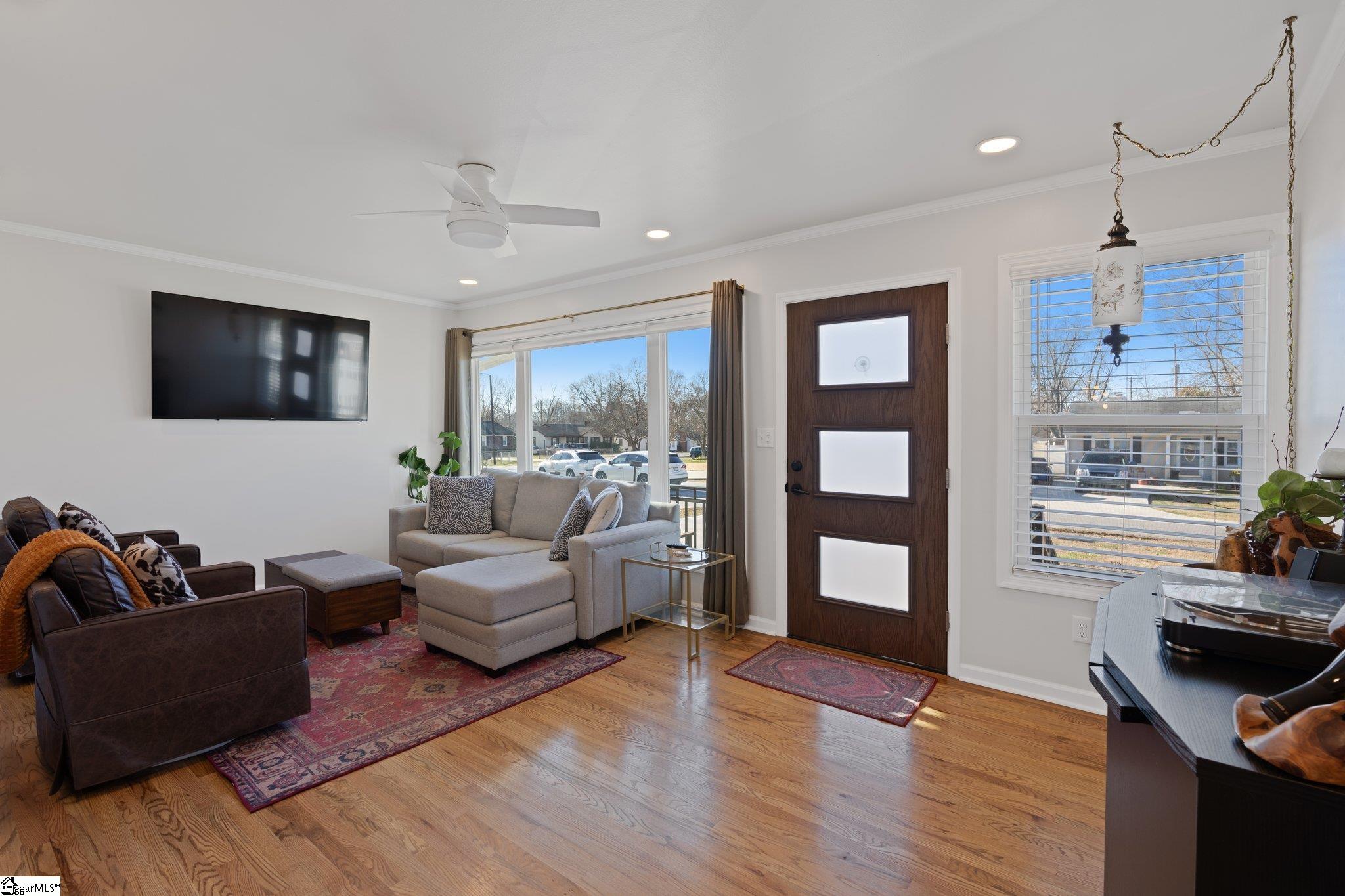 1 Farmington Road Greenville, SC 29605 - Photo 4 of 29
