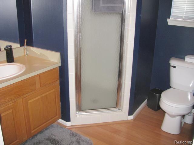 2961 Gravel Ridge Drive Rochester, MI 48307 - Photo 6 of 15 Gravel Ridge #6 1st flr bath
