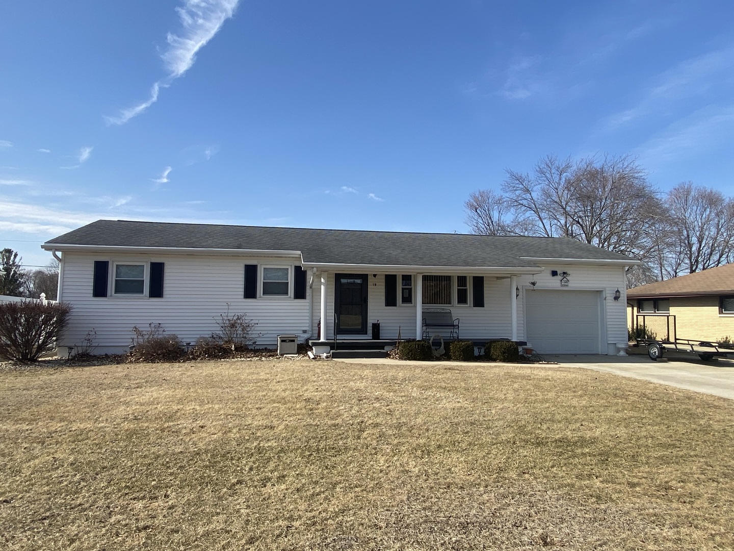 19 Capri Street Streator, IL 61364 - Photo 1 of 35 a front view of a house with a yard