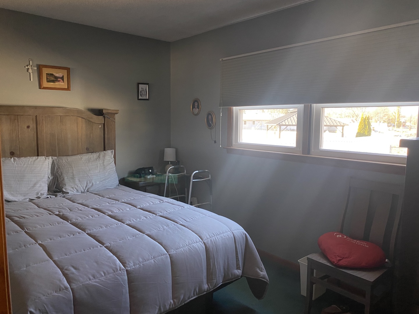 19 Capri Street Streator, IL 61364 - Photo 13 of 35 a bedroom with a bed and a window