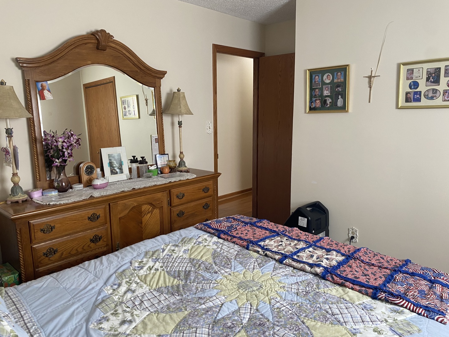 19 Capri Street Streator, IL 61364 - Photo 16 of 35 a bedroom with a bed and a dresser in it
