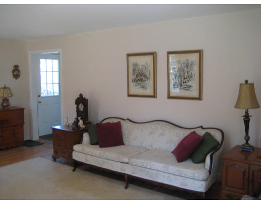 10 Country Club Road Acton, MA 01720 - Photo 3 of 16 Gallery Image 3