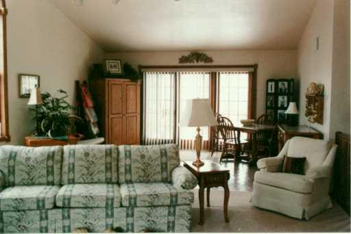 1728 Sohn Road Aliquippa, PA 15001 - Photo 7 of 8 Gallery Image 7
