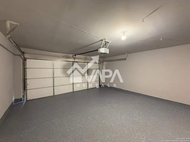 $1,900 | 6406 Gray Ridge, San Antonio, TX 78233