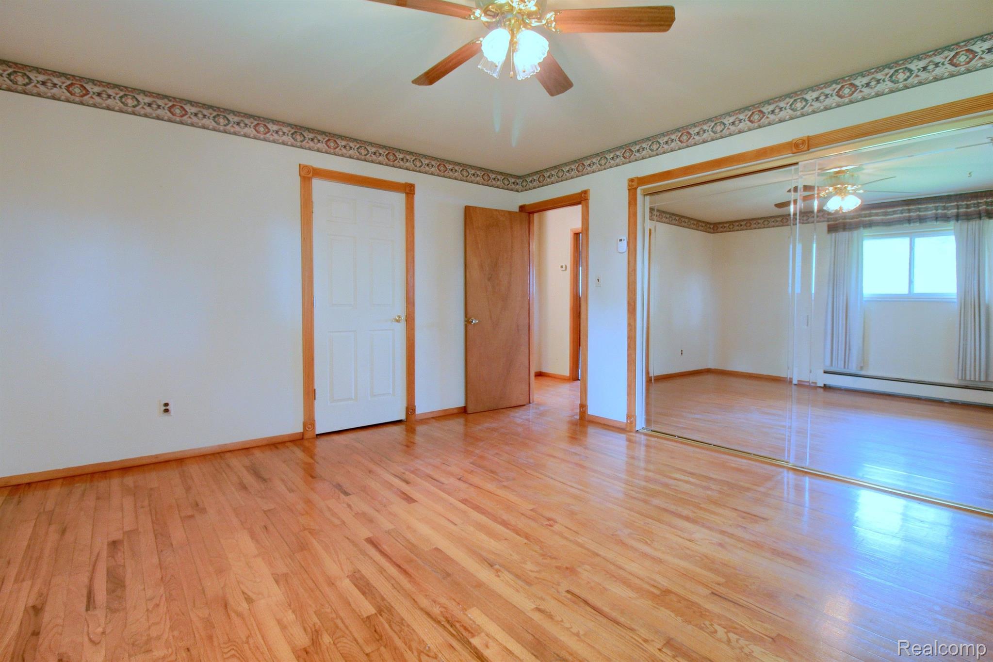 25330 Pennsylvania Road Taylor, MI 48180 - Photo 14 of 28 Gallery Image 14