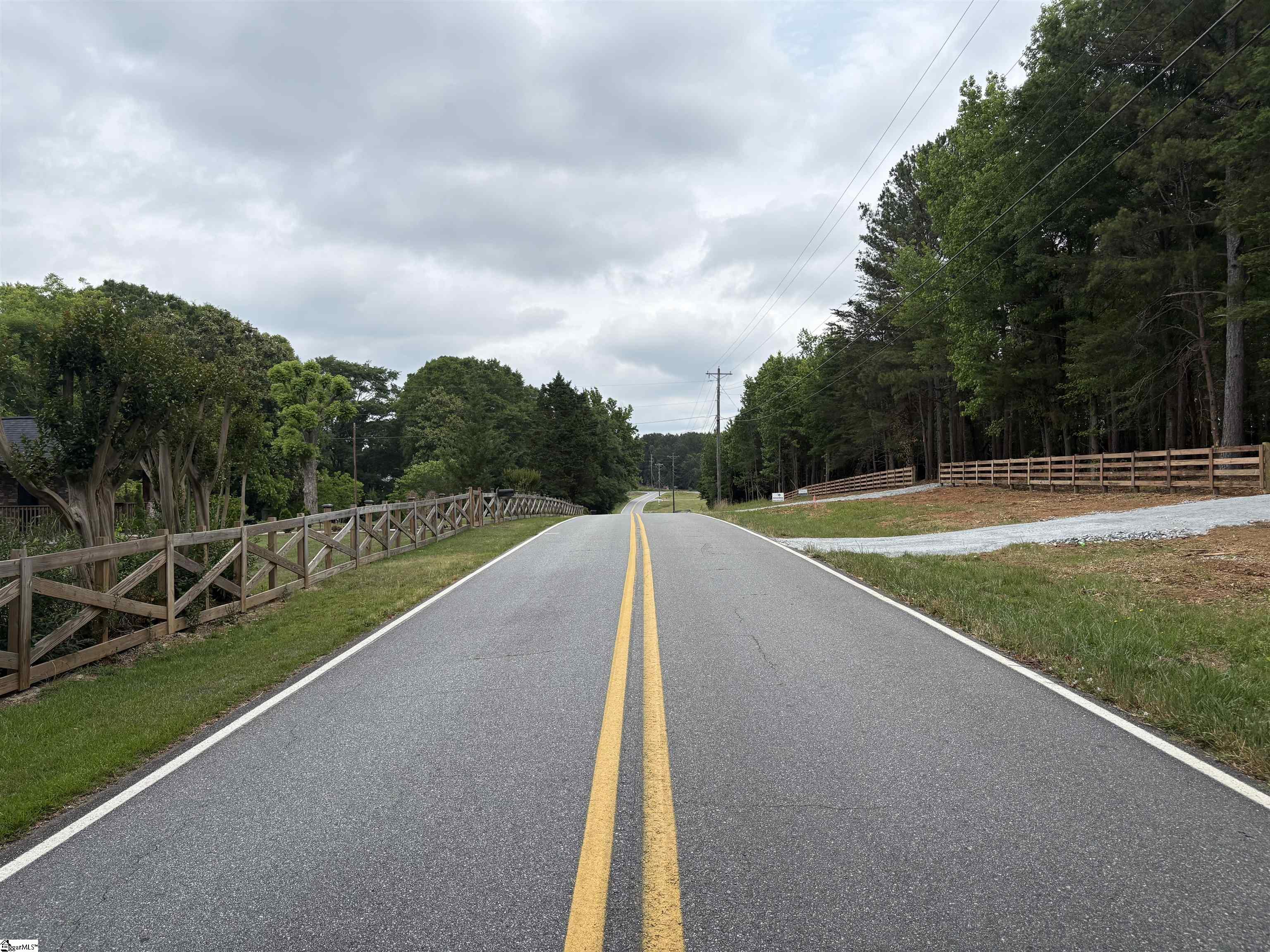221 Glenn Ferry Road Fair Play, SC 29643 - Photo 5 of 9