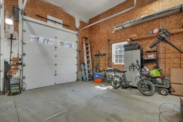 $775,000 | 47 Little Mill Road, Sandown, NH 03873