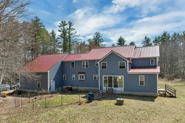 $775,000 | 47 Little Mill Road, Sandown, NH 03873