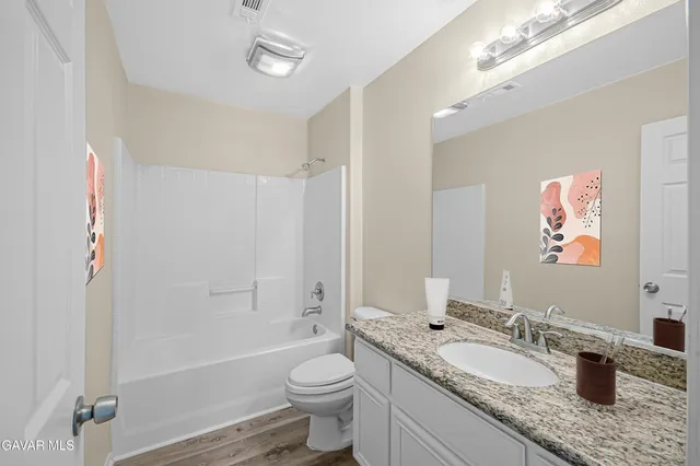 $699,990 | 2215 Cork Oak Street, Palmdale, CA 93551