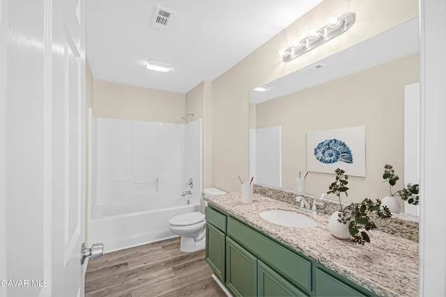 $699,990 | 2215 Cork Oak Street, Palmdale, CA 93551