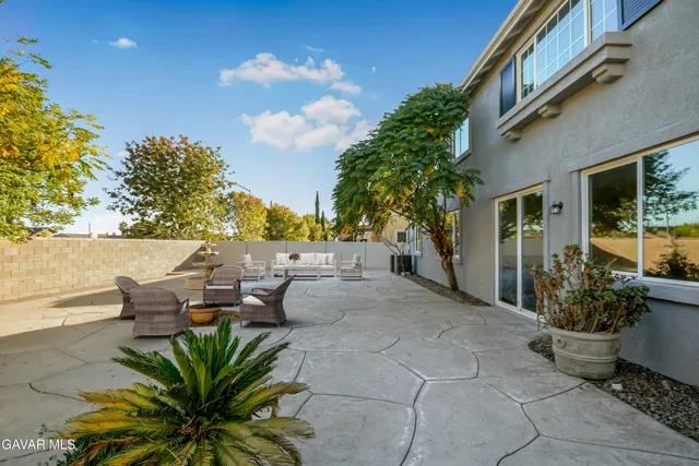 $699,990 | 2215 Cork Oak Street, Palmdale, CA 93551