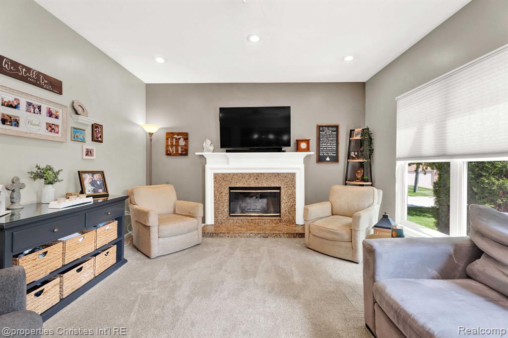 642 Whitney Drive Rochester Hills, MI 48307 - Photo 16 of 39