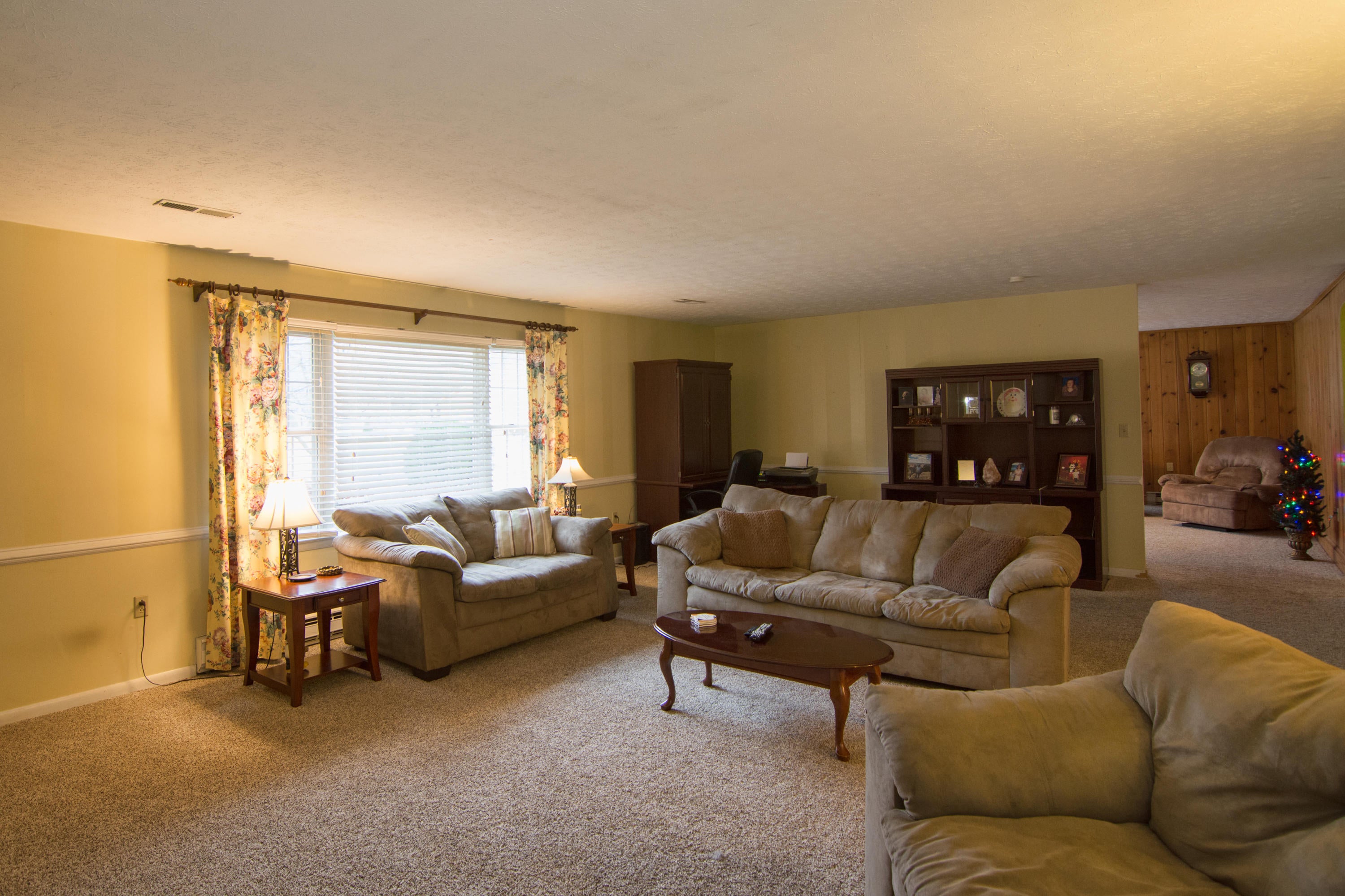 547 Rowan Road White Sulphur Springs, WV 24986 - Photo 11 of 58 Gallery Image 11