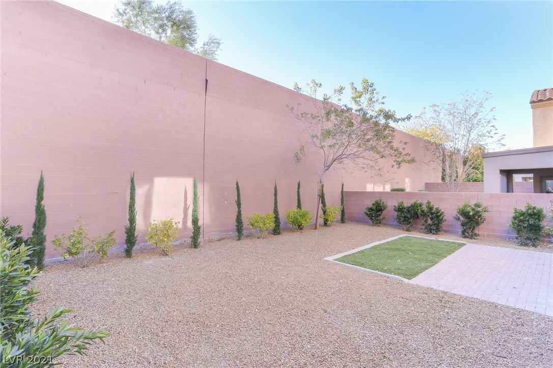2325 Rue Royale Street Henderson, NV 89044 - Photo 29 of 30 Gallery Image 29
