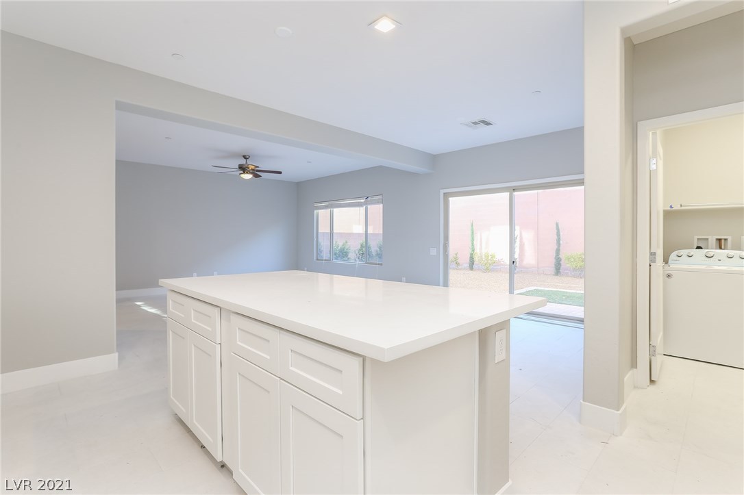2325 Rue Royale Street Henderson, NV 89044 - Photo 9 of 30 Gallery Image 9