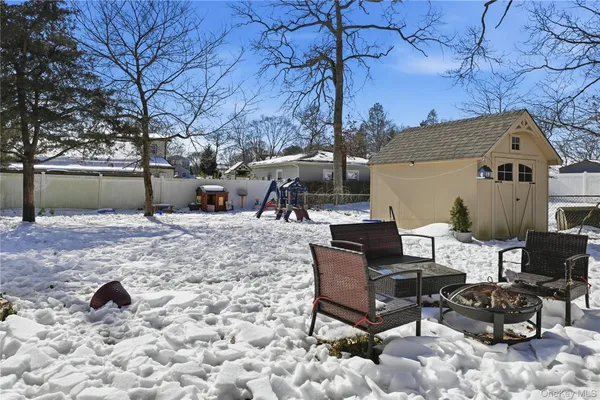 $380,000 | 36 Woodlawn Avenue, Selden, NY 11784