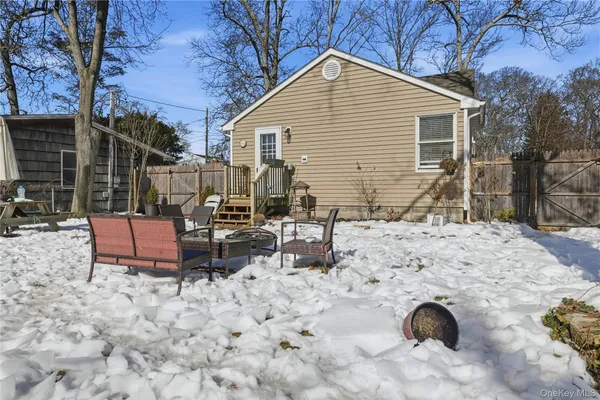 $380,000 | 36 Woodlawn Avenue, Selden, NY 11784