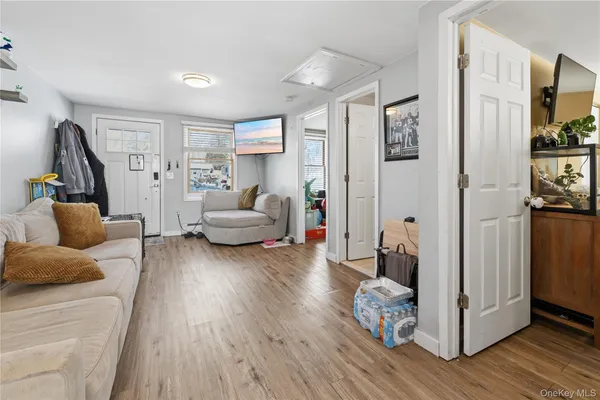 $380,000 | 36 Woodlawn Avenue, Selden, NY 11784