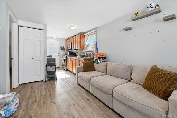 $380,000 | 36 Woodlawn Avenue, Selden, NY 11784