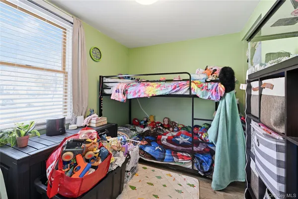 $380,000 | 36 Woodlawn Avenue, Selden, NY 11784