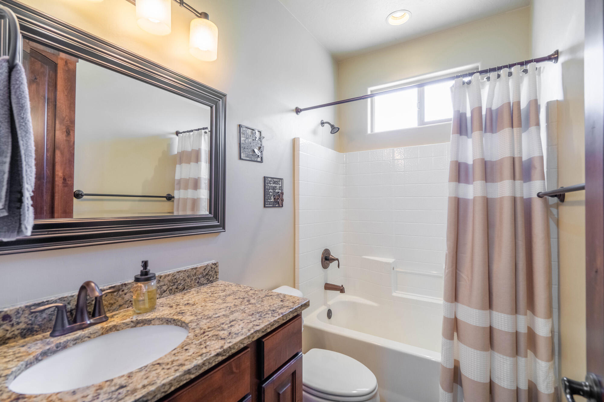 576 Sun Rock Way Washington, UT 84780 - Photo 21 of 26 Bathroom #2