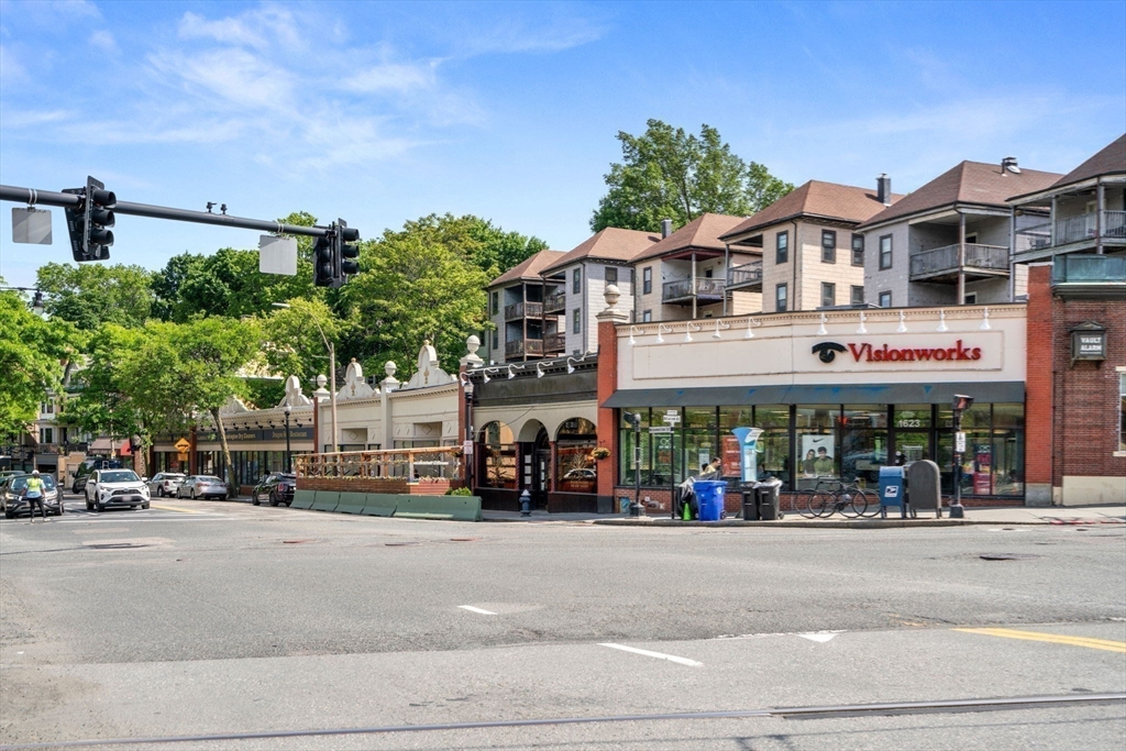 1600 Beacon Street, Unit 807 Brookline, MA 02446 - Photo 10 of 14