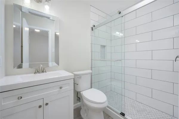 $2,200 | 520 Cutty Trail, Unit B, Lakeway, TX 78734