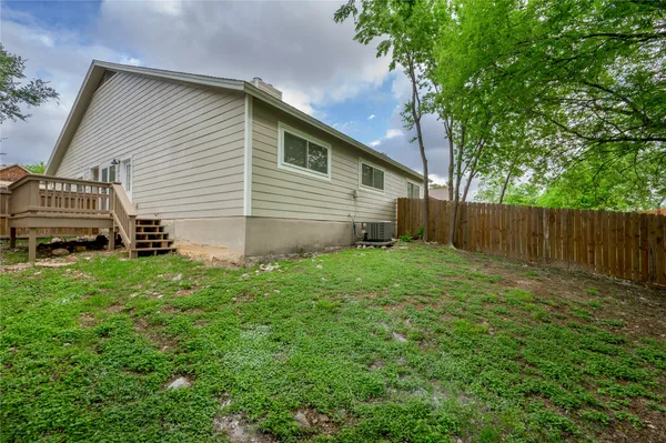 $2,200 | 520 Cutty Trail, Unit B, Lakeway, TX 78734