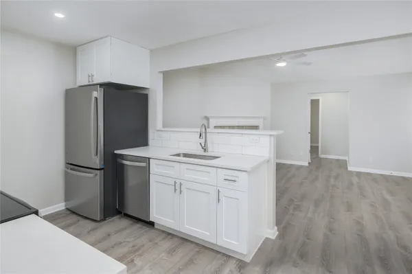 $2,200 | 520 Cutty Trail, Unit B, Lakeway, TX 78734