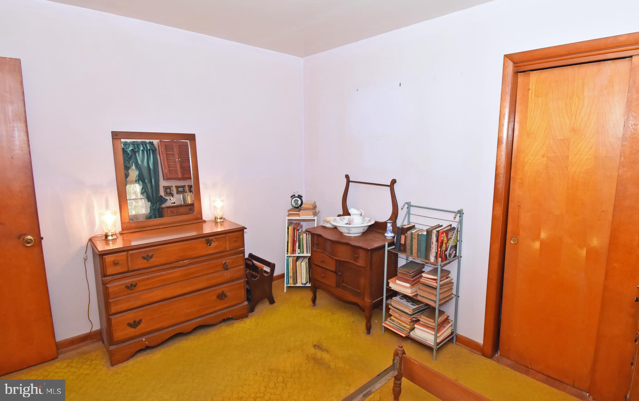 4301 Tyaskin Road Tyaskin, MD 21865 - Photo 25 of 43 a bed room with furniture and a window