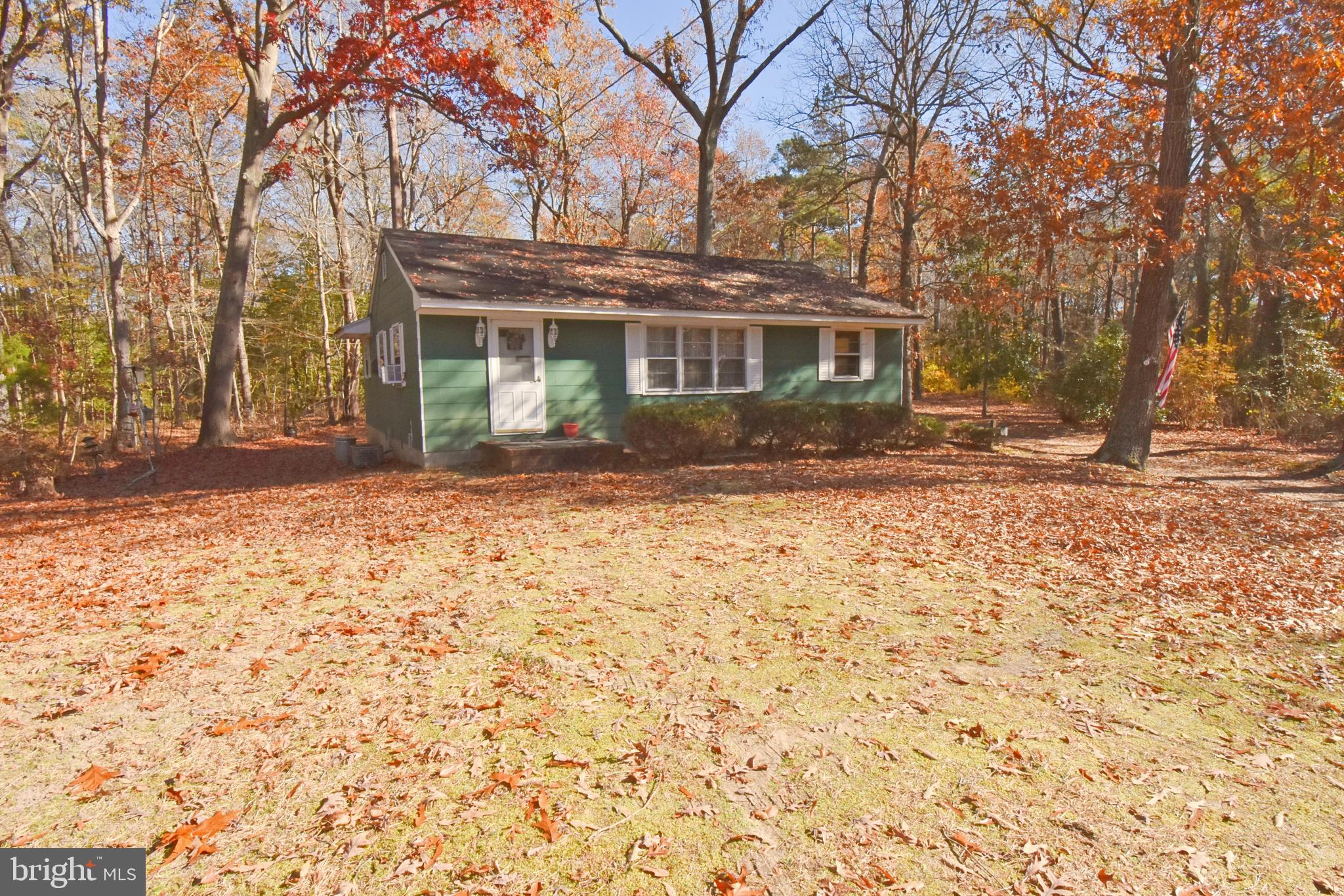 4301 Tyaskin Road Tyaskin, MD 21865 - Photo 39 of 43 a front view of a house with a garden