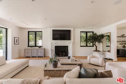 $17,499,000 | 13164 Boca De Canon Lane, Los Angeles, CA 90049