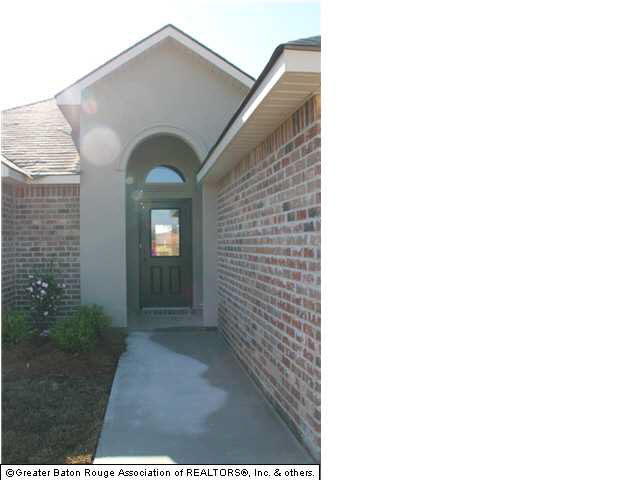 39533 Rue Royale Prairieville, LA 70769 - Photo 1 of 13 Gallery Image 1