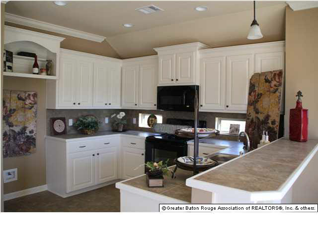 39533 Rue Royale Prairieville, LA 70769 - Photo 3 of 13 Gallery Image 3