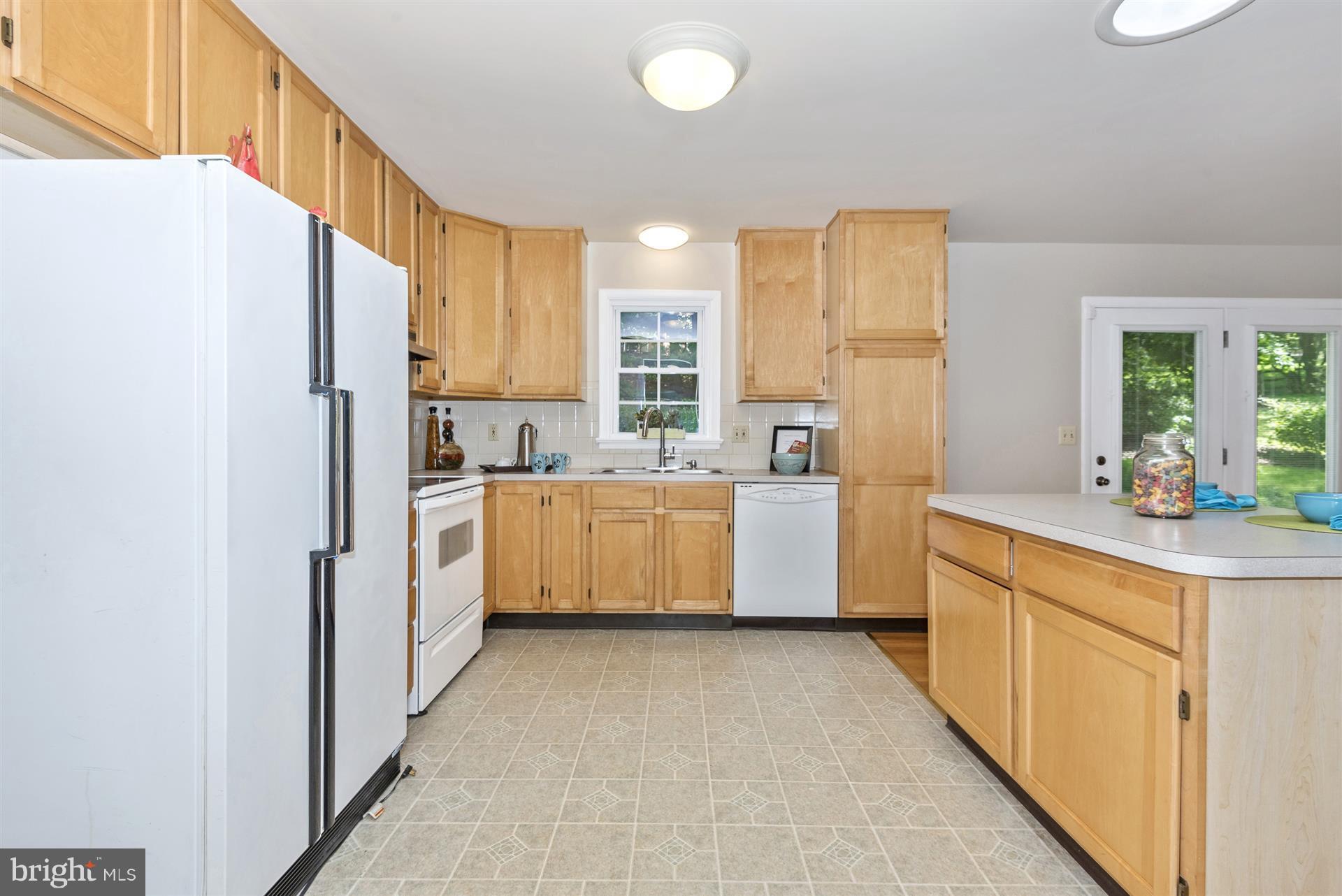 8835 Indian Springs Road Frederick, MD 21702 - Photo 11 of 30 View of kitchen from Living Room