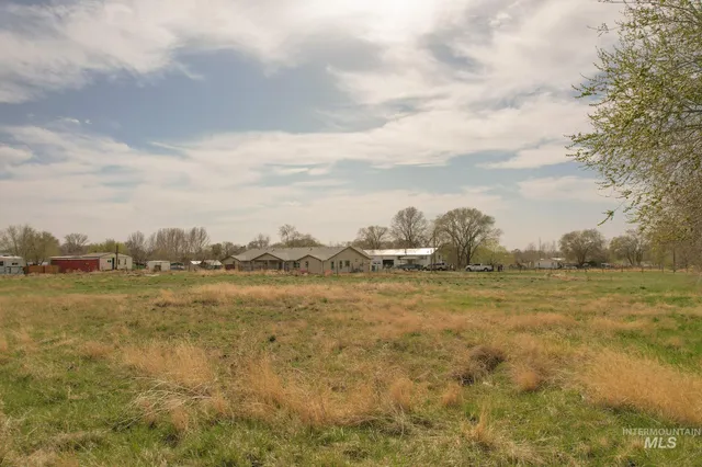 $170,000 | 4222 A Peck Street, Buhl, ID 83316