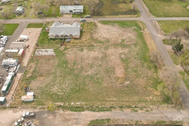 $170,000 | 4222 A Peck Street, Buhl, ID 83316