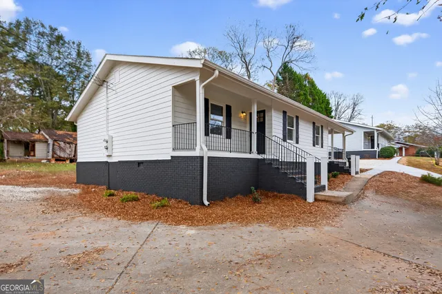 $1,500 | 483 Vine Street, Unit A, Madison, GA 30650
