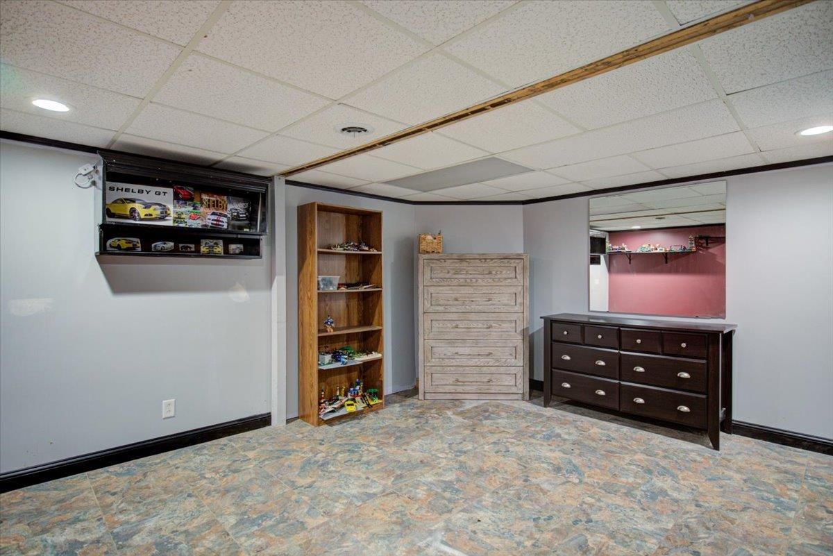 2816 Hilltop Road Springfield, IL 62712 - Photo 42 of 46