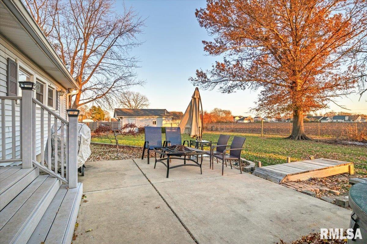 2816 Hilltop Road Springfield, IL 62712 - Photo 45 of 46