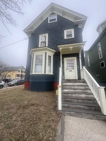 $2,900 | 125 Morrison Avenue, Unit 2, Somerville, MA 02144