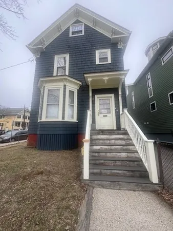 $2,900 | 125 Morrison Avenue, Unit 2, Somerville, MA 02144