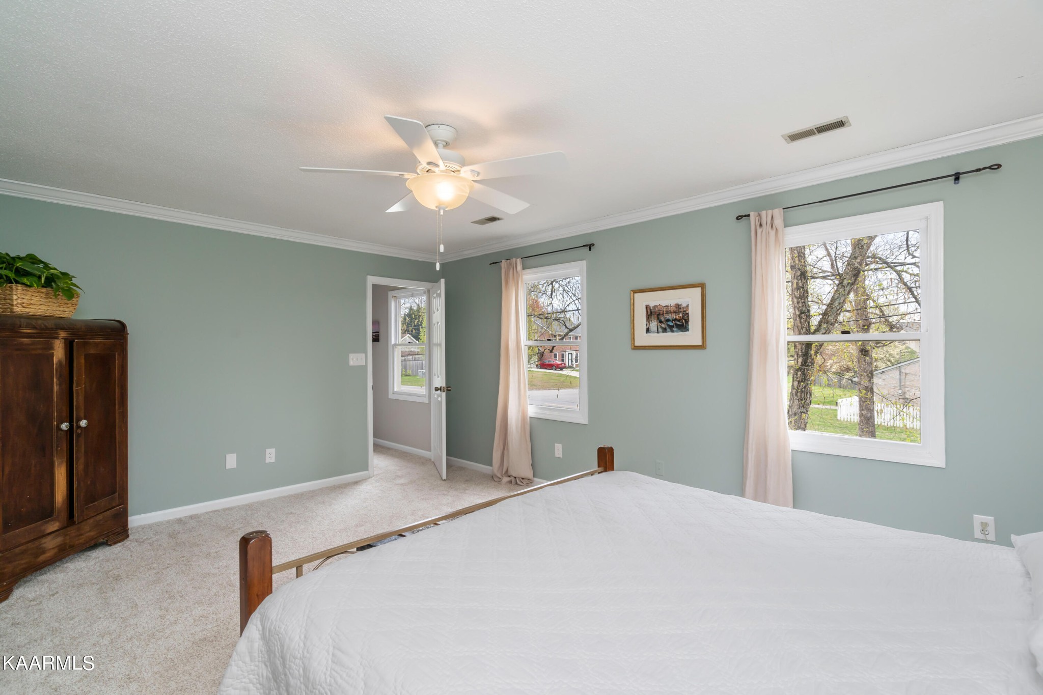 8825 Nubbin Ridge Road Knoxville, TN 37923 - Photo 18 of 46 Gallery Image 18