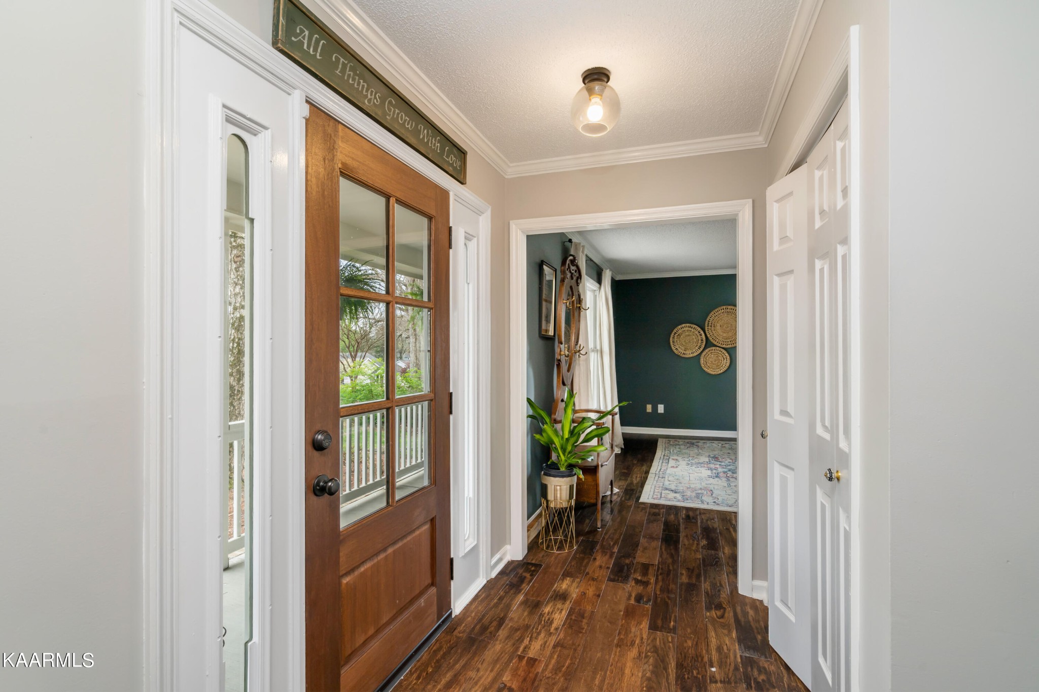 8825 Nubbin Ridge Road Knoxville, TN 37923 - Photo 3 of 46 Gallery Image 3