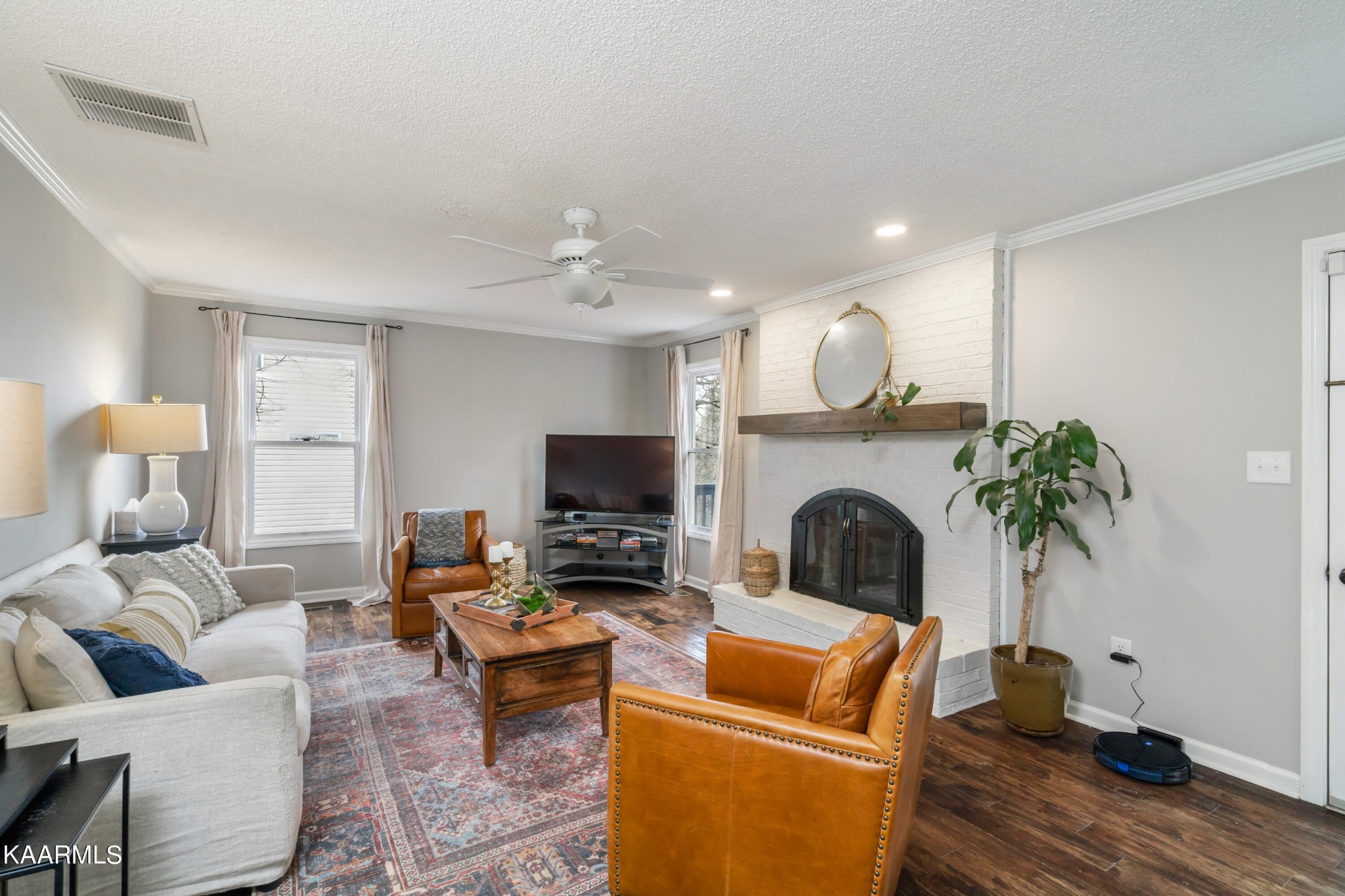 8825 Nubbin Ridge Road Knoxville, TN 37923 - Photo 5 of 46 Gallery Image 5