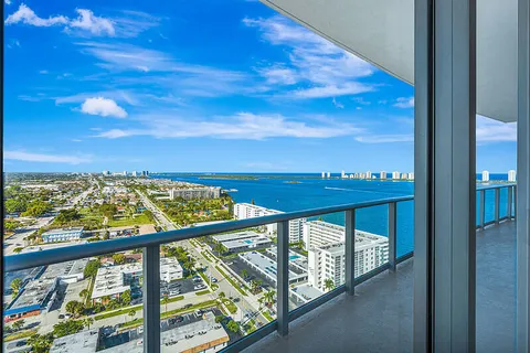 $1,699,000 | 220 Lake Shore Drive, Unit 2105, Lake Park, FL 33403