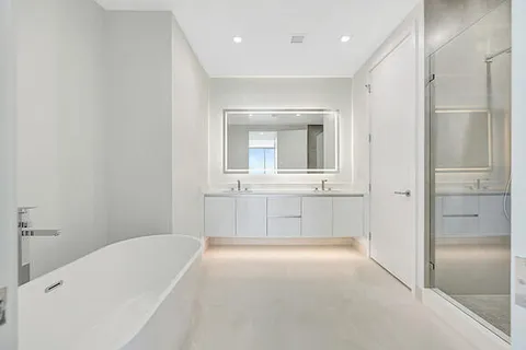 $1,699,000 | 220 Lake Shore Drive, Unit 2105, Lake Park, FL 33403